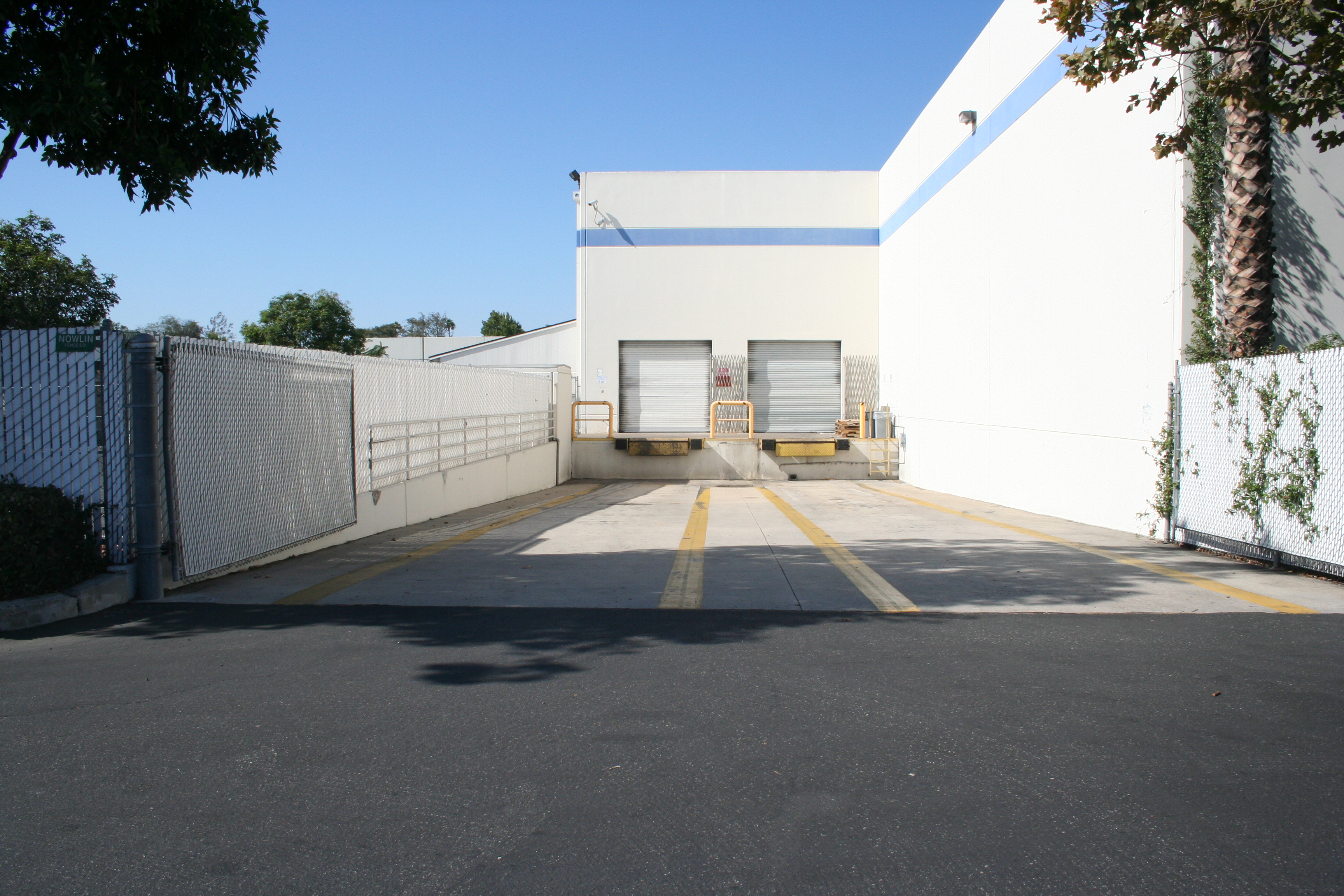 photo-Marine-Depot-industrial-warehouse-exterior4