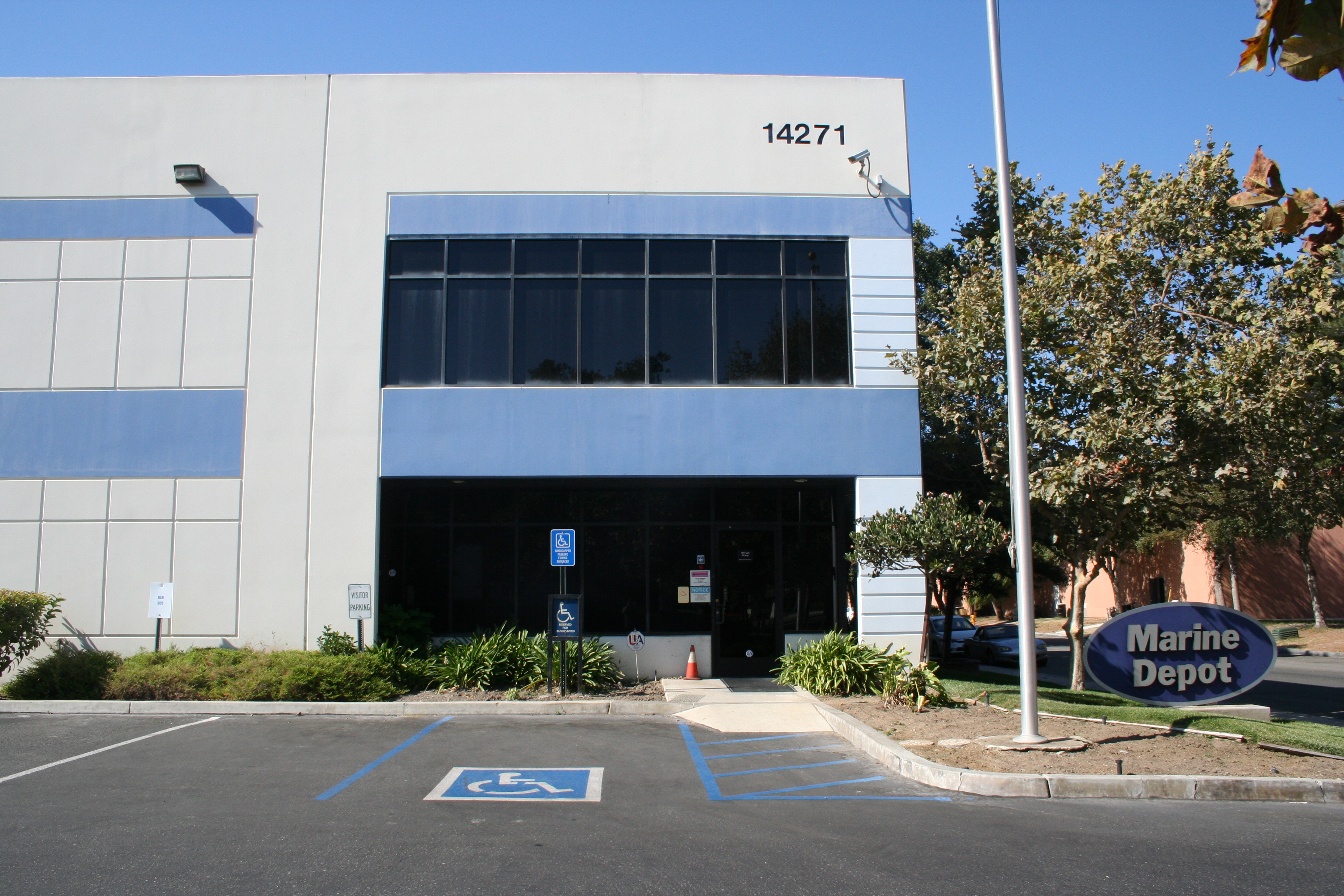 photo-Marine-Depot-industrial-warehouse-exterior3